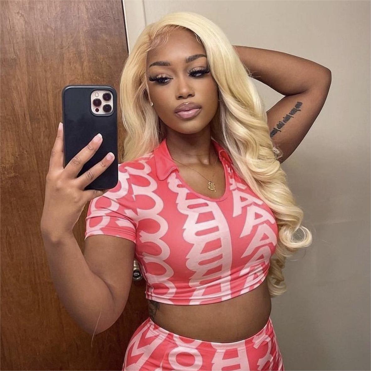 613 Frontal Wig Blonde Body Wave Wig 13x4 Lace Front Wig